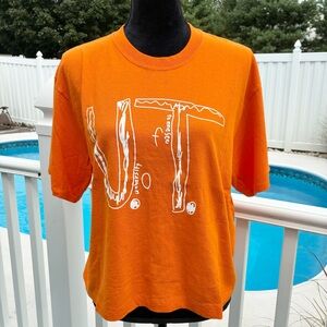 U of T University of Tennessee Volunteers Anti Bullying Cropped Tee Size L